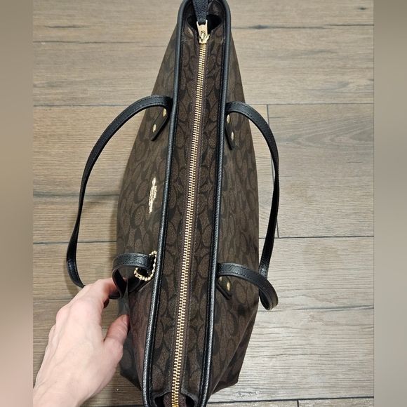 Coach Brown Signature Tote Bag - Picture 9 of 16